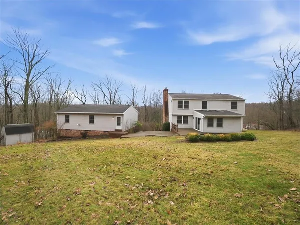 $550,000 | 55 Woodland Road, McDonald, PA 15057