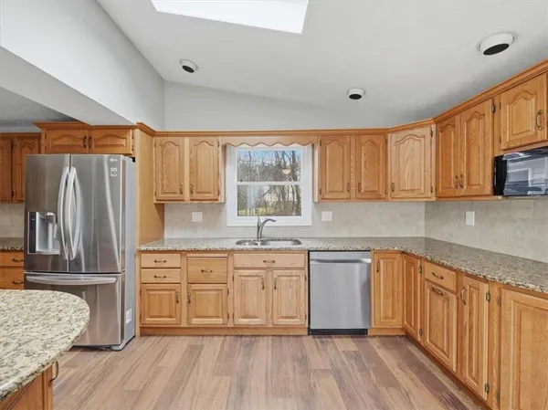 $550,000 | 55 Woodland Road, McDonald, PA 15057