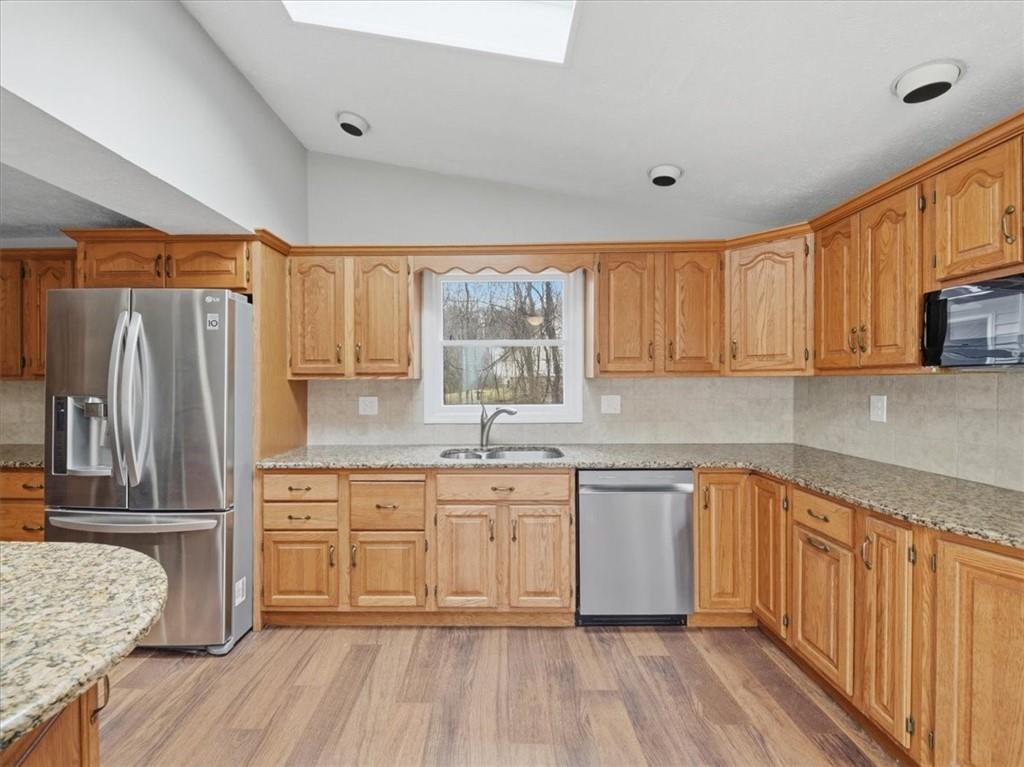 55 Woodland Road McDonald, PA 15057 - Photo 7 of 27