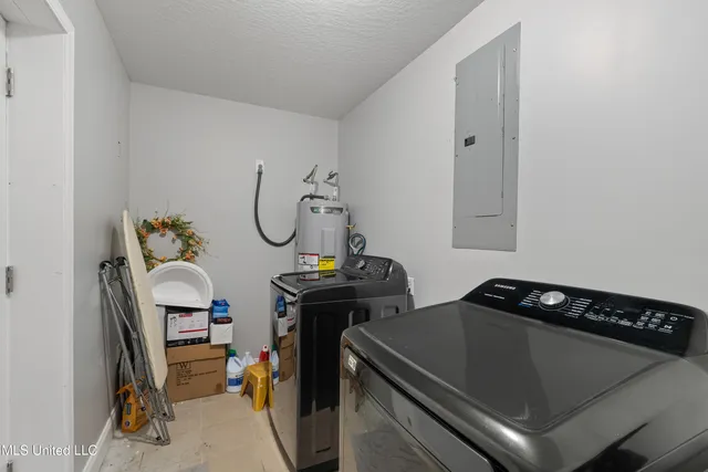 $248,400 | 148 Faler Road, Collins, MS 39428