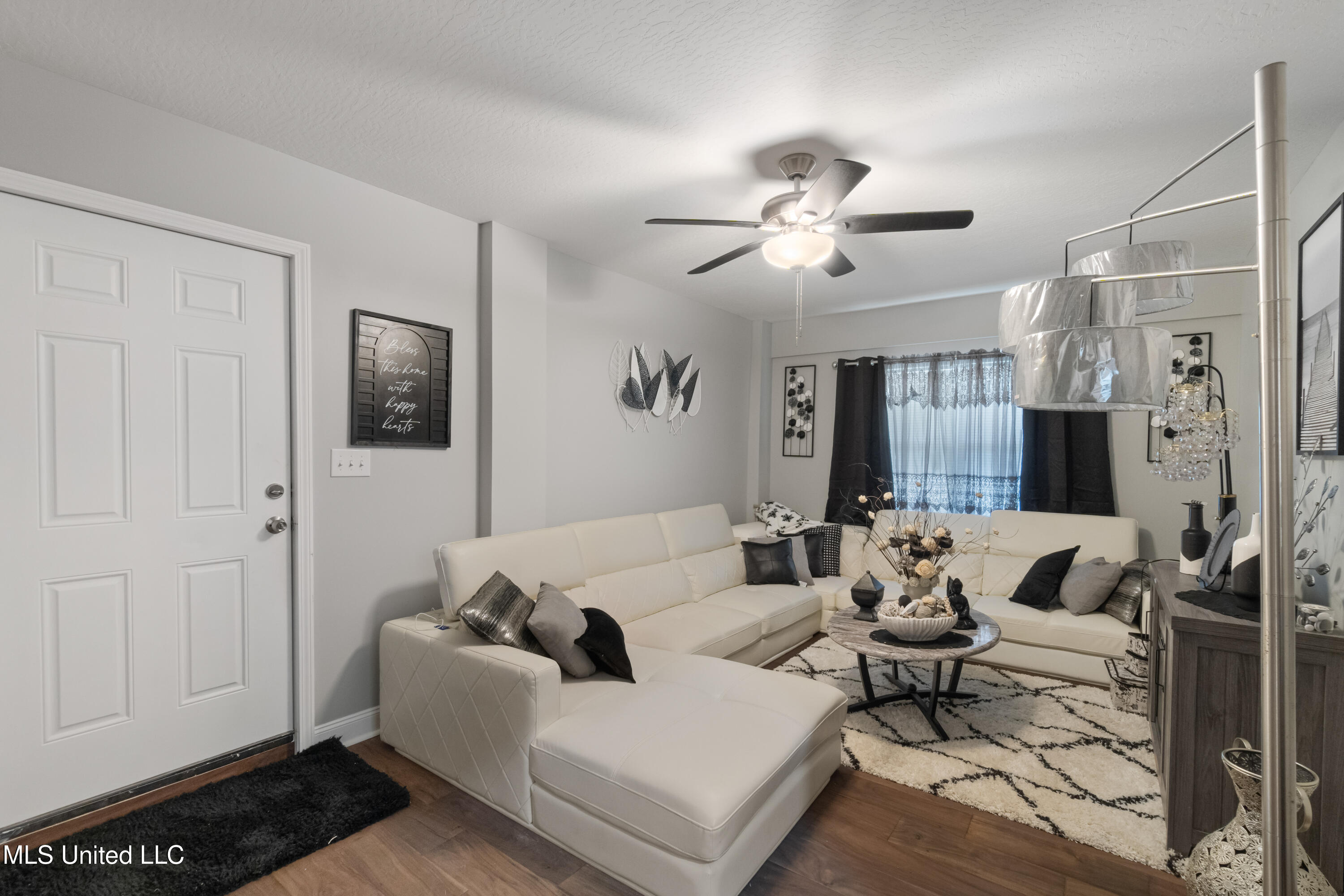 148 Faler Road Collins, MS 39428 - Photo 15 of 44 148_Faler_Rd-15