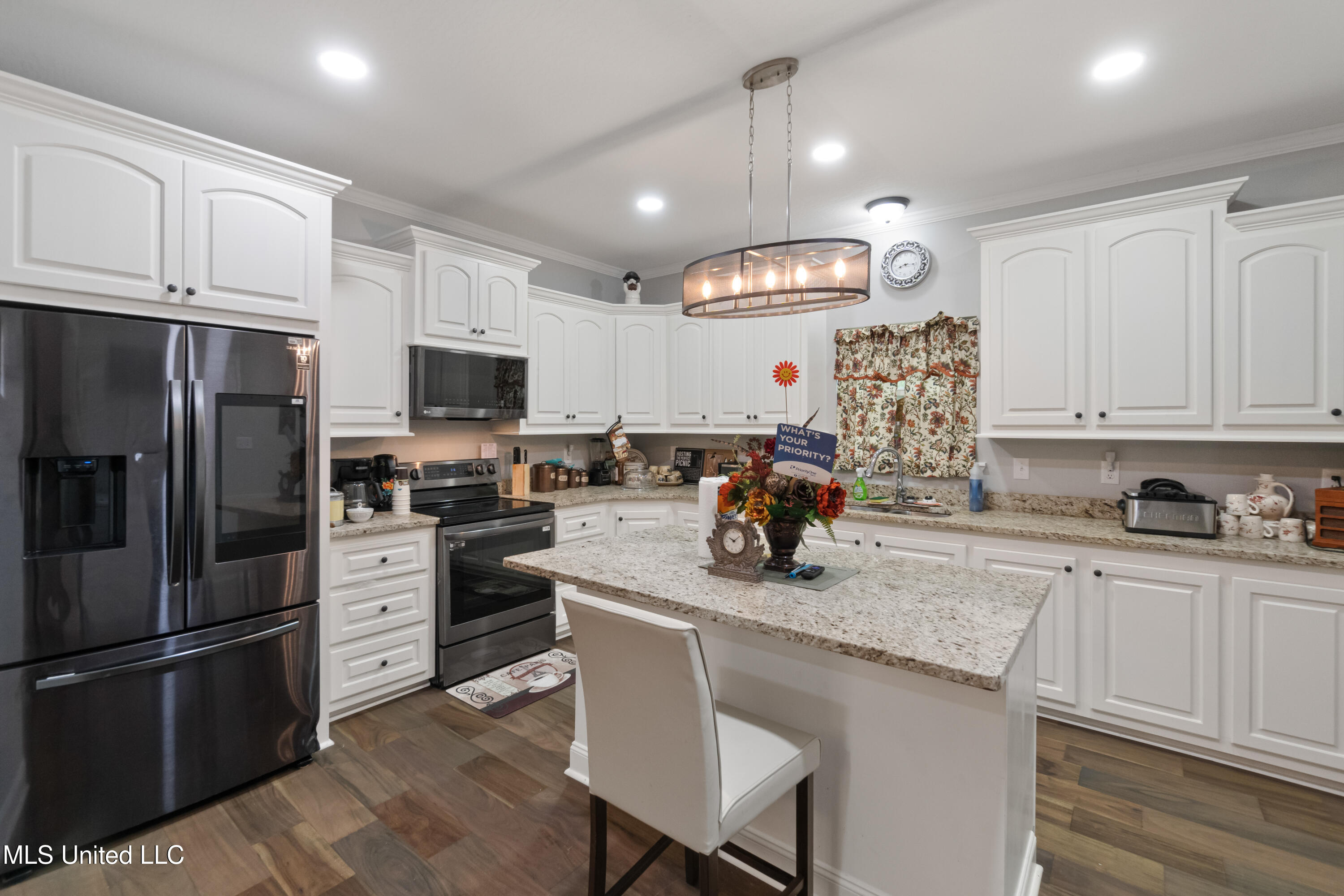 148 Faler Road Collins, MS 39428 - Photo 8 of 44 148_Faler_Rd-8