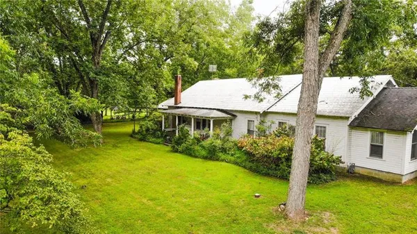 $998,000 | 2544 Dallas Acworth Highway, Dallas, GA 30132