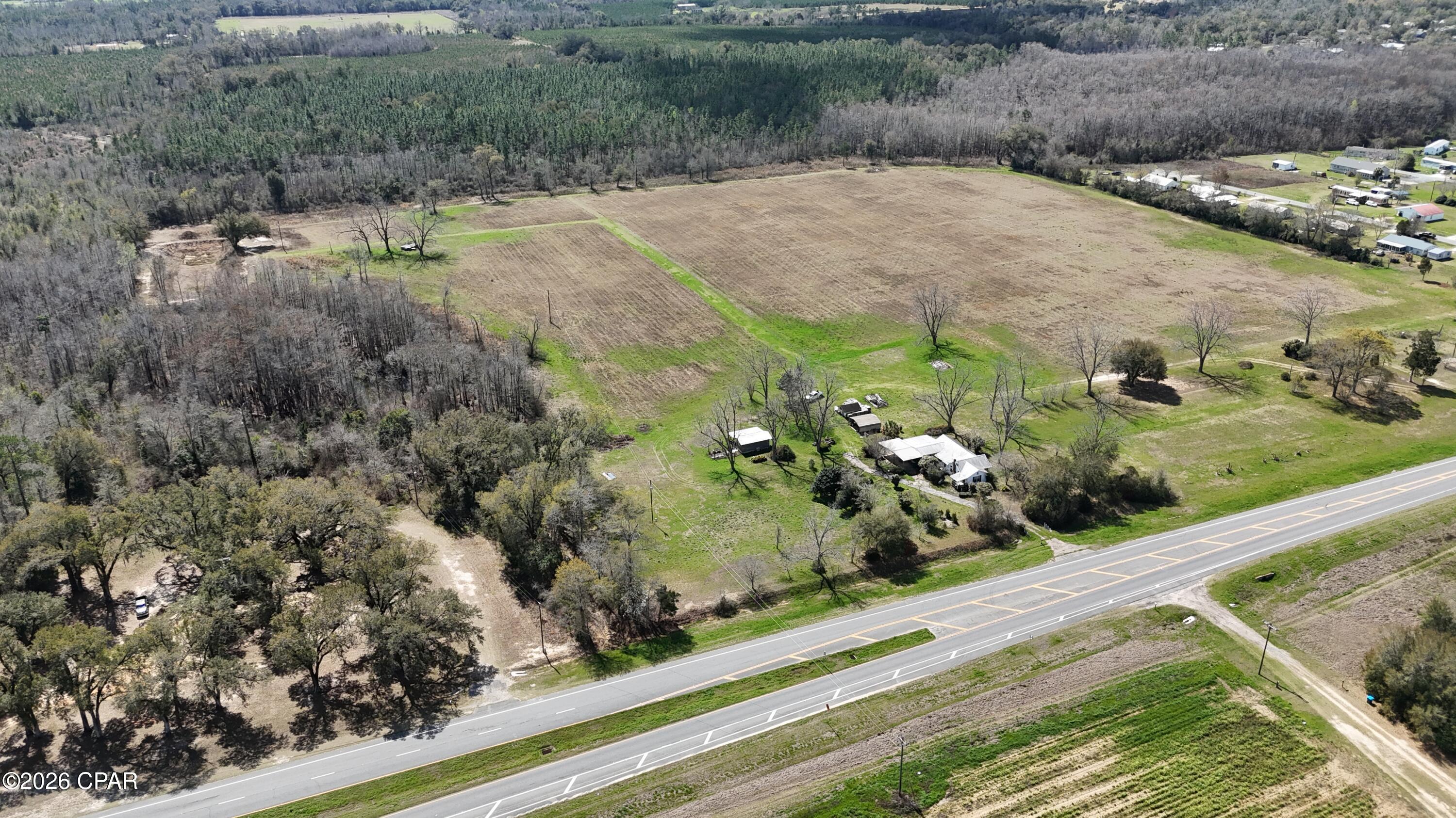 6775 Highway 90 Grand Ridge, FL 32442 - Photo 7 of 89