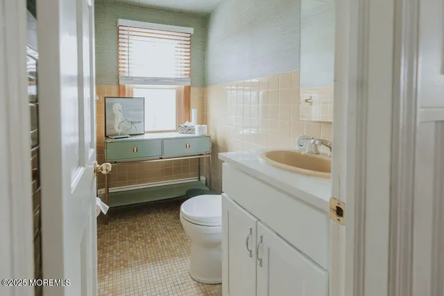 $5,250 | 35 12th Avenue, Unit FRONT & REAR, Seaside Park, NJ 08752