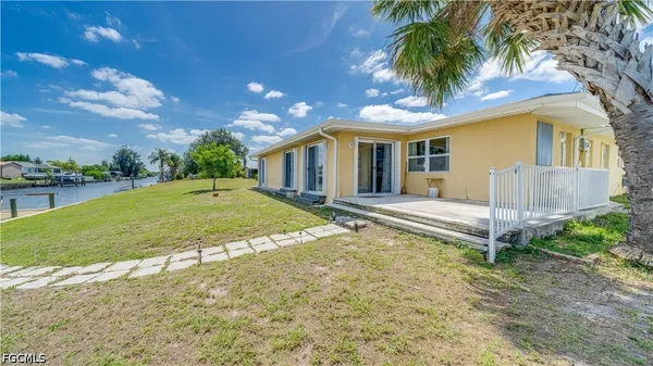 $424,000 | 859 Conreid Drive Northeast, Port Charlotte, FL 33952