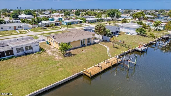 $424,000 | 859 Conreid Drive Northeast, Port Charlotte, FL 33952