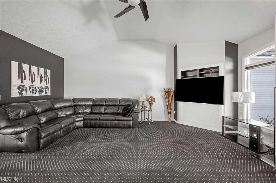 35195 Ridge Road Willoughby, OH 44094 - Photo 8 of 25 Gallery Image 8