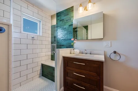 $1,720,000 | 582 East 7th Street, Boston, MA 02127