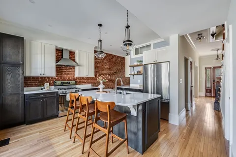 $1,720,000 | 582 East 7th Street, Boston, MA 02127
