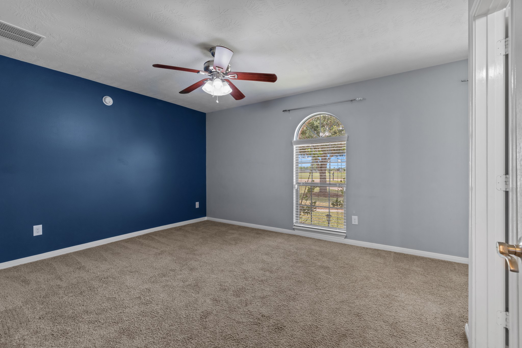 28027 Trade Wind Court Rosharon, TX 77583 - Photo 19 of 37 Gallery Image 19