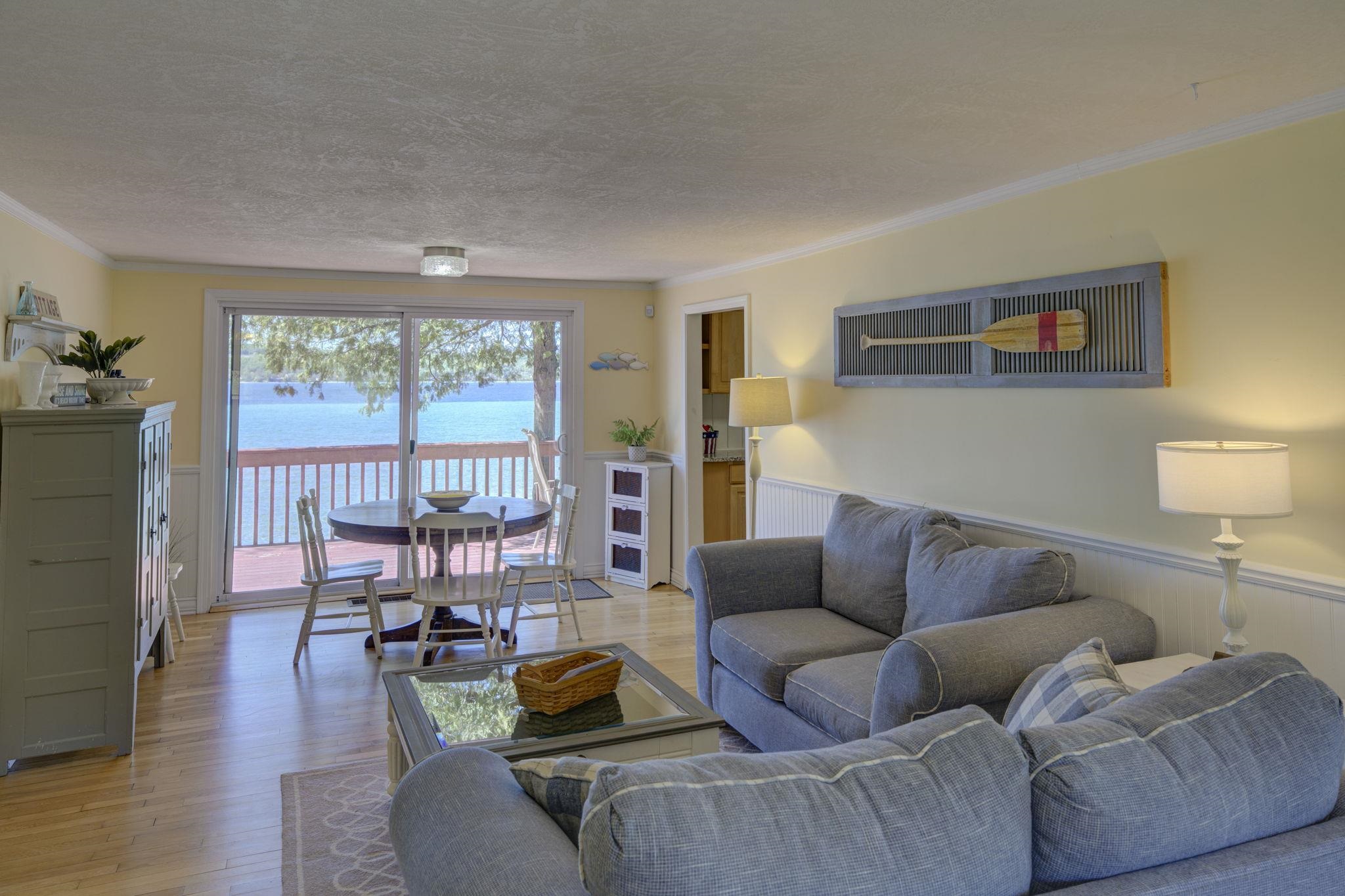488 South Stony Point Road Suttons Bay, MI 49682 - Photo 5 of 41