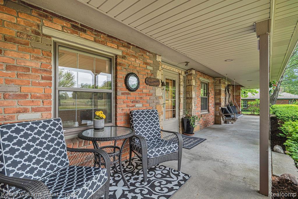 3354 East Cook Road Grand Blanc, MI 48439 - Photo 7 of 35