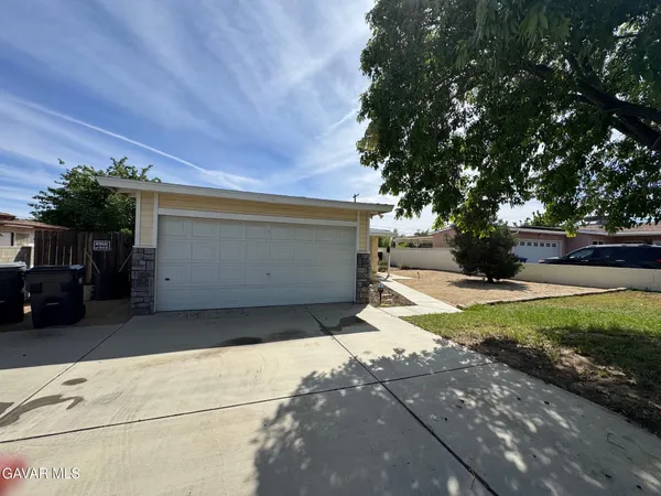 $449,900 | 38820 Juniper Tree Road, Palmdale, CA 93551