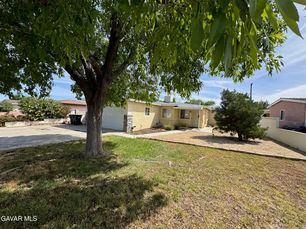 $449,900 | 38820 Juniper Tree Road, Palmdale, CA 93551