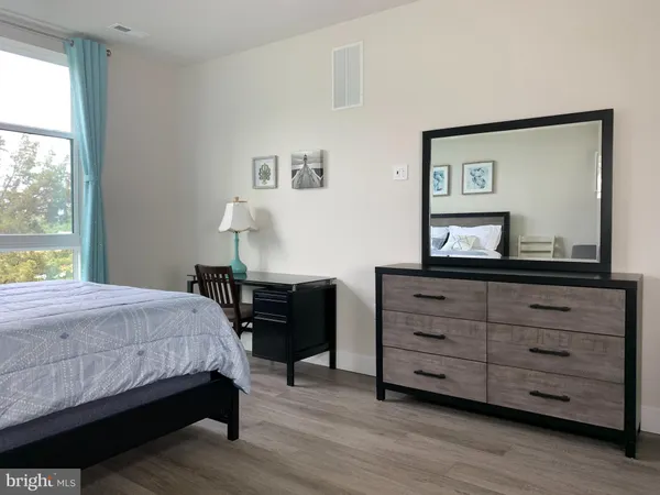 $3,900 | 1761 Old Meadow Road, Unit 313, McLean, VA 22102