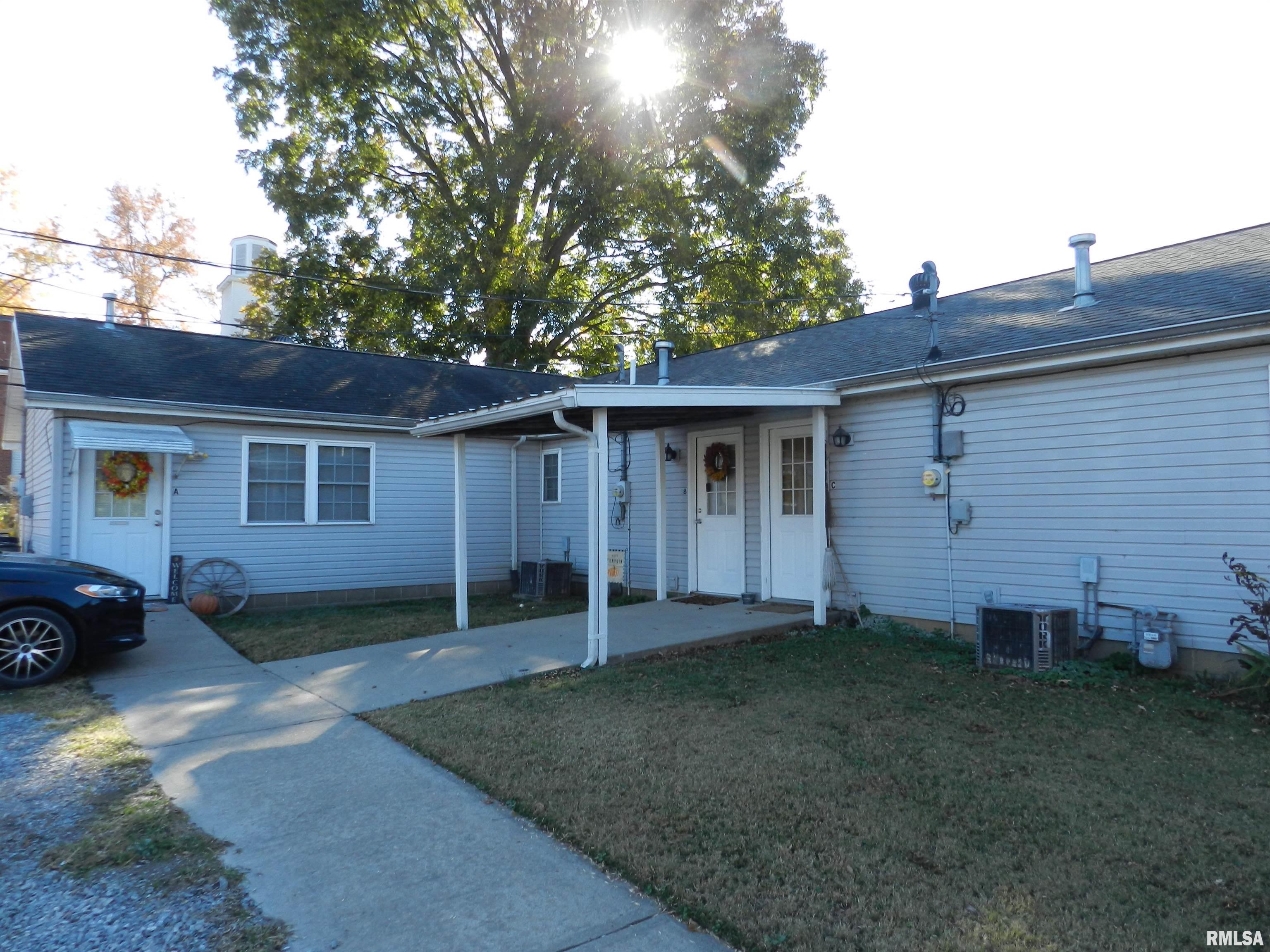 222 North Murphy Street, Unit A B C Ridgway, IL 62979 - Photo 6 of 14