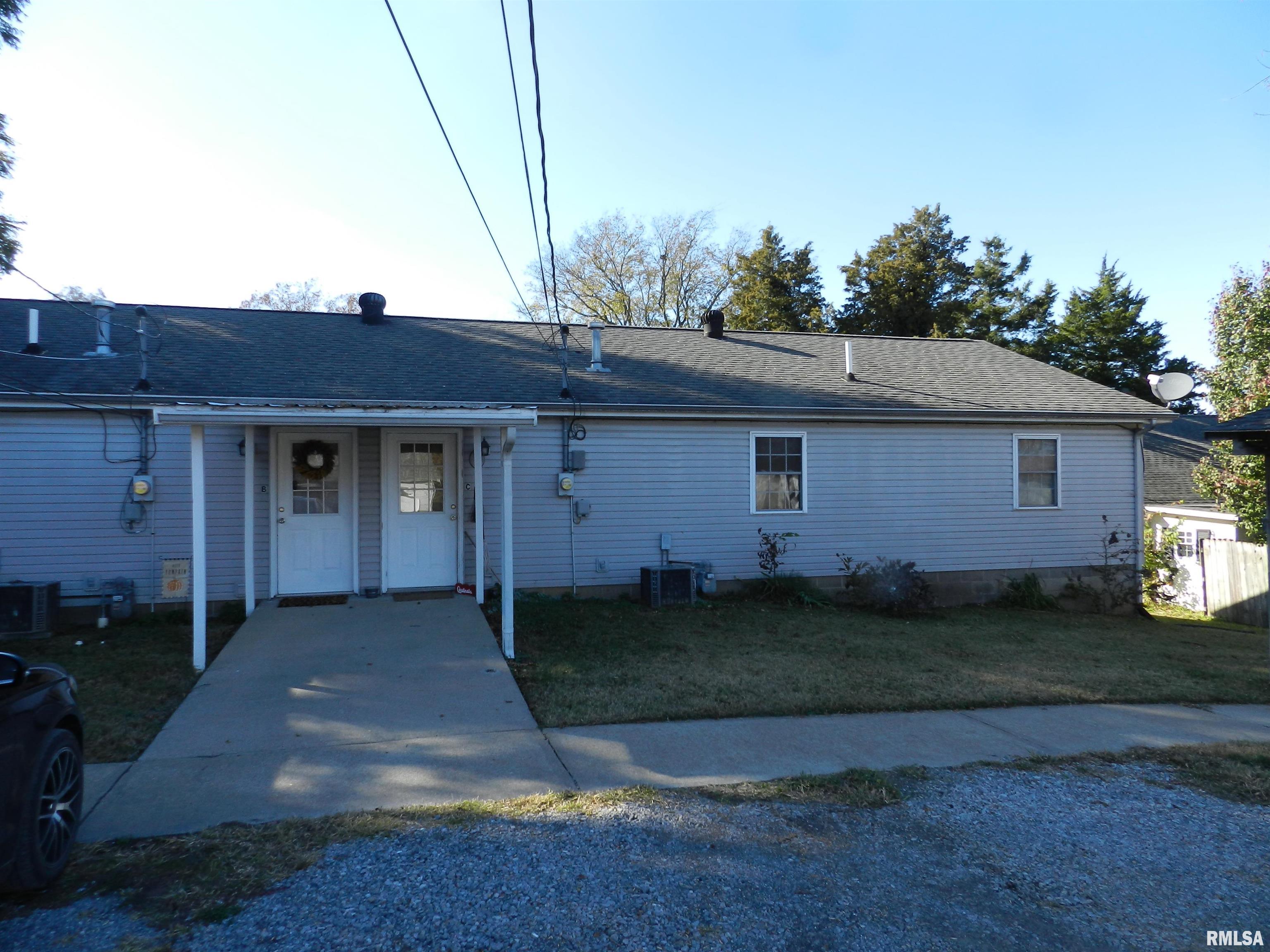 222 North Murphy Street, Unit A B C Ridgway, IL 62979 - Photo 7 of 14