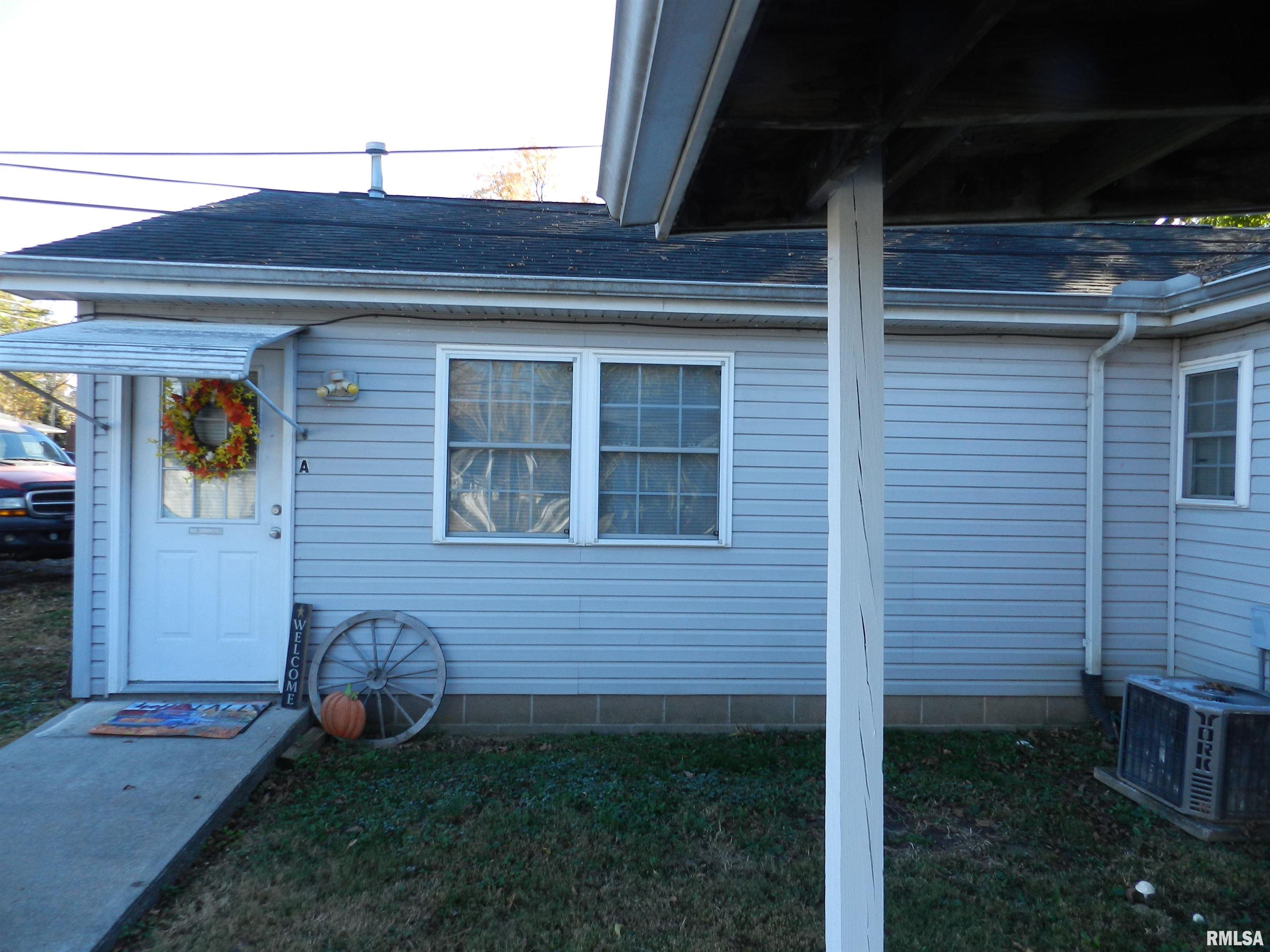 222 North Murphy Street, Unit A B C Ridgway, IL 62979 - Photo 8 of 14