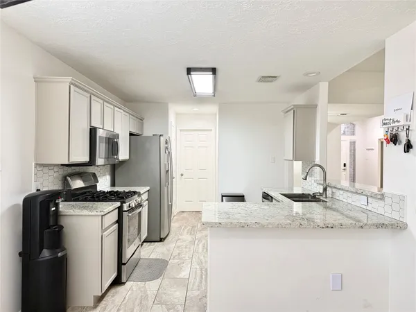 $2,200 | 3226 Candlepine Drive, Spring, TX 77388