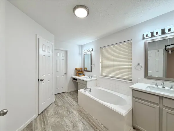 $2,200 | 3226 Candlepine Drive, Spring, TX 77388