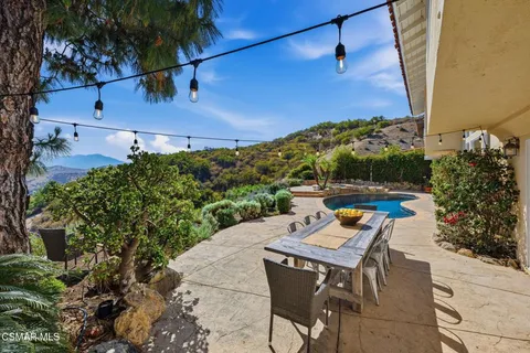 $2,295,000 | 987 Brookview Avenue, Westlake Village, CA 91361