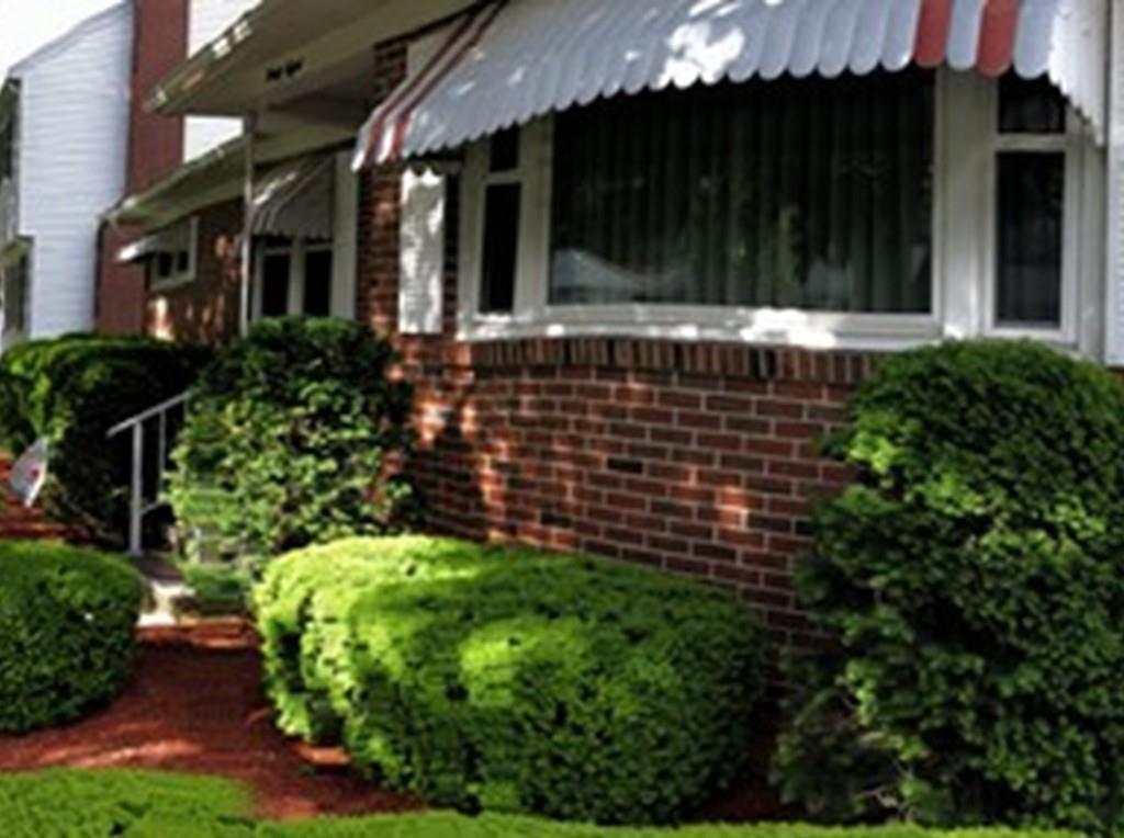 48 Sterling Road Holyoke, MA 01040 - Photo 3 of 28 Gallery Image 3