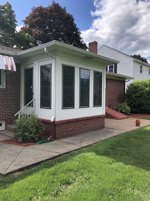 48 Sterling Road Holyoke, MA 01040 - Photo 7 of 28 Gallery Image 7