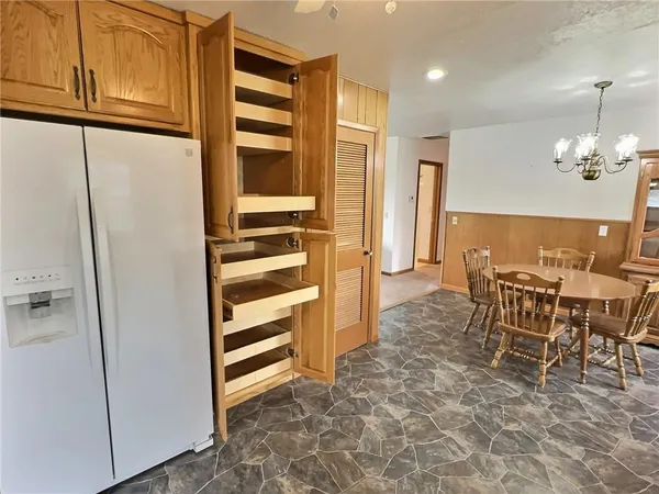 $164,900 | 1201 South 1st Street, El Dorado Springs, MO 64744