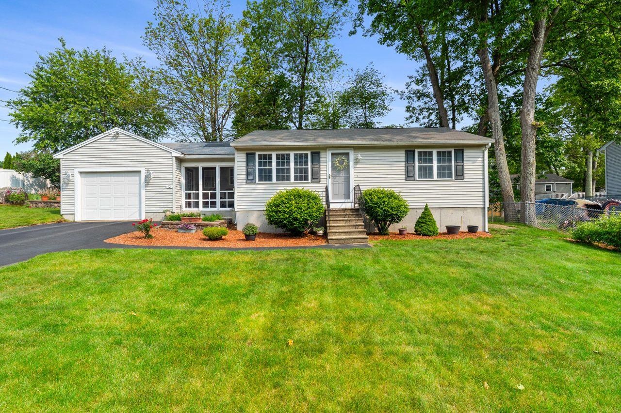 12 Custom Street Nashua, NH 03062 - Photo 1 of 33