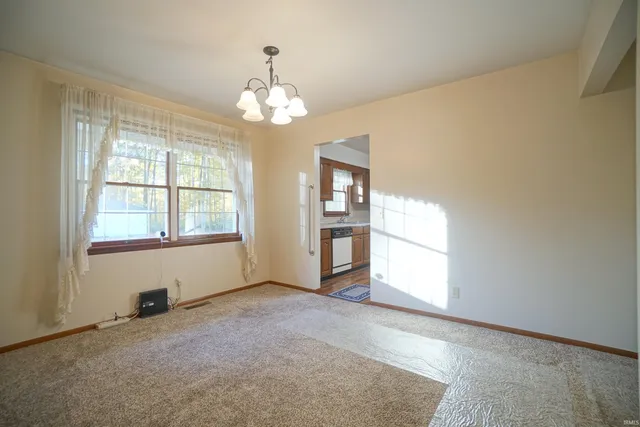 $269,000 | 2563 South Woodland Trail, Warsaw, IN 46580