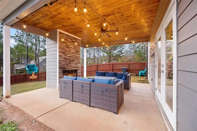 $485,000 | 208 Ashley Glen Drive, Williamson, GA 30292