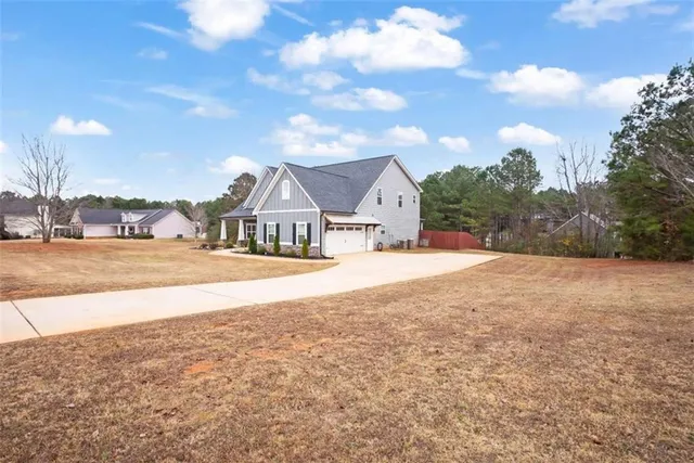 $485,000 | 208 Ashley Glen Drive, Williamson, GA 30292