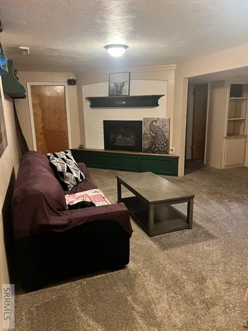 $385,000 | 155 Lincoln Drive, Idaho Falls, ID 83401