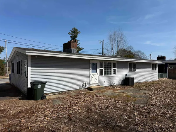 $400,000 | 21 Roycraft Road, Manchester, NH 03103