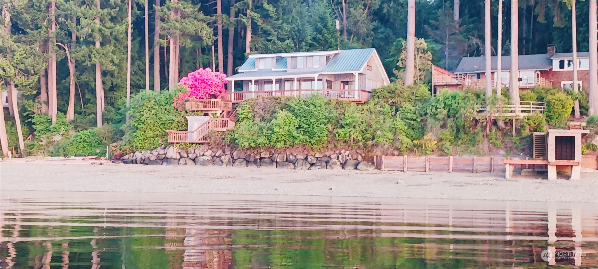 14507 Outer Bay Road Anderson Island, WA 98303 - Photo 4 of 40 a view of a garden