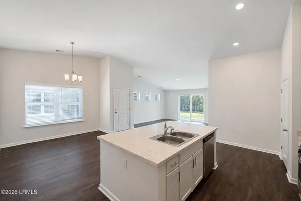 $2,165 | 137 Dormitory Road, Okatie, SC 29909