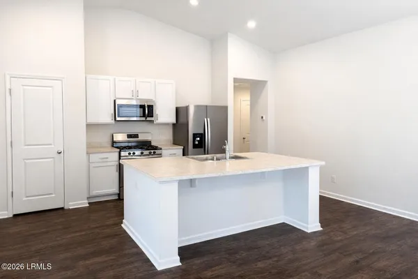 $2,165 | 137 Dormitory Road, Okatie, SC 29909