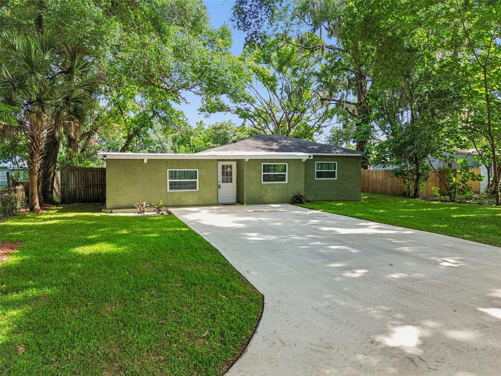 804 Valencia Road Plant City, FL 33563 - Photo 22 of 49 Gallery Image 22