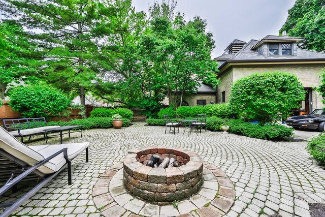 a front view of a house with garage