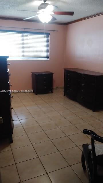 Sunset Miami, FL 33173 - Photo 17 of 18 a view of an empty room and window