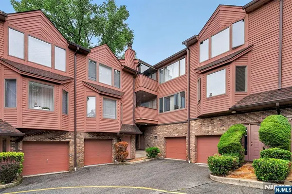 $3,050 | 224 B Washington Avenue, Fort Lee, NJ 07024