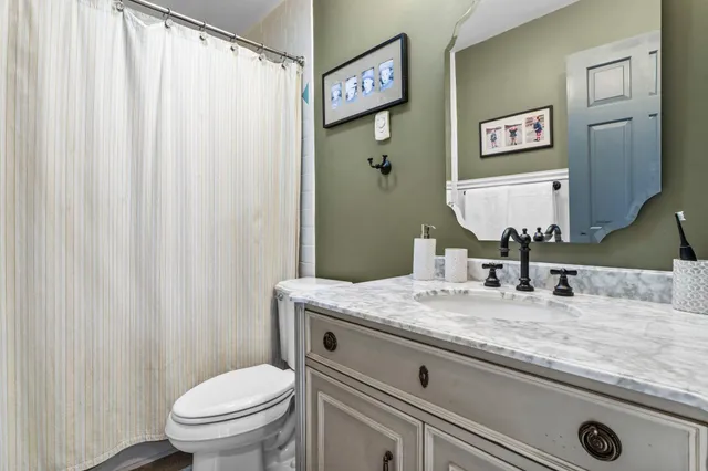 $600,000 | 3704 Pineview Drive, Vadnais Heights, MN 55127