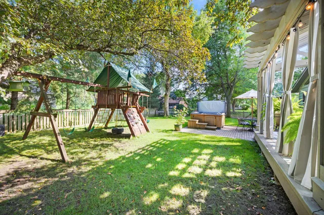 $600,000 | 3704 Pineview Drive, Vadnais Heights, MN 55127