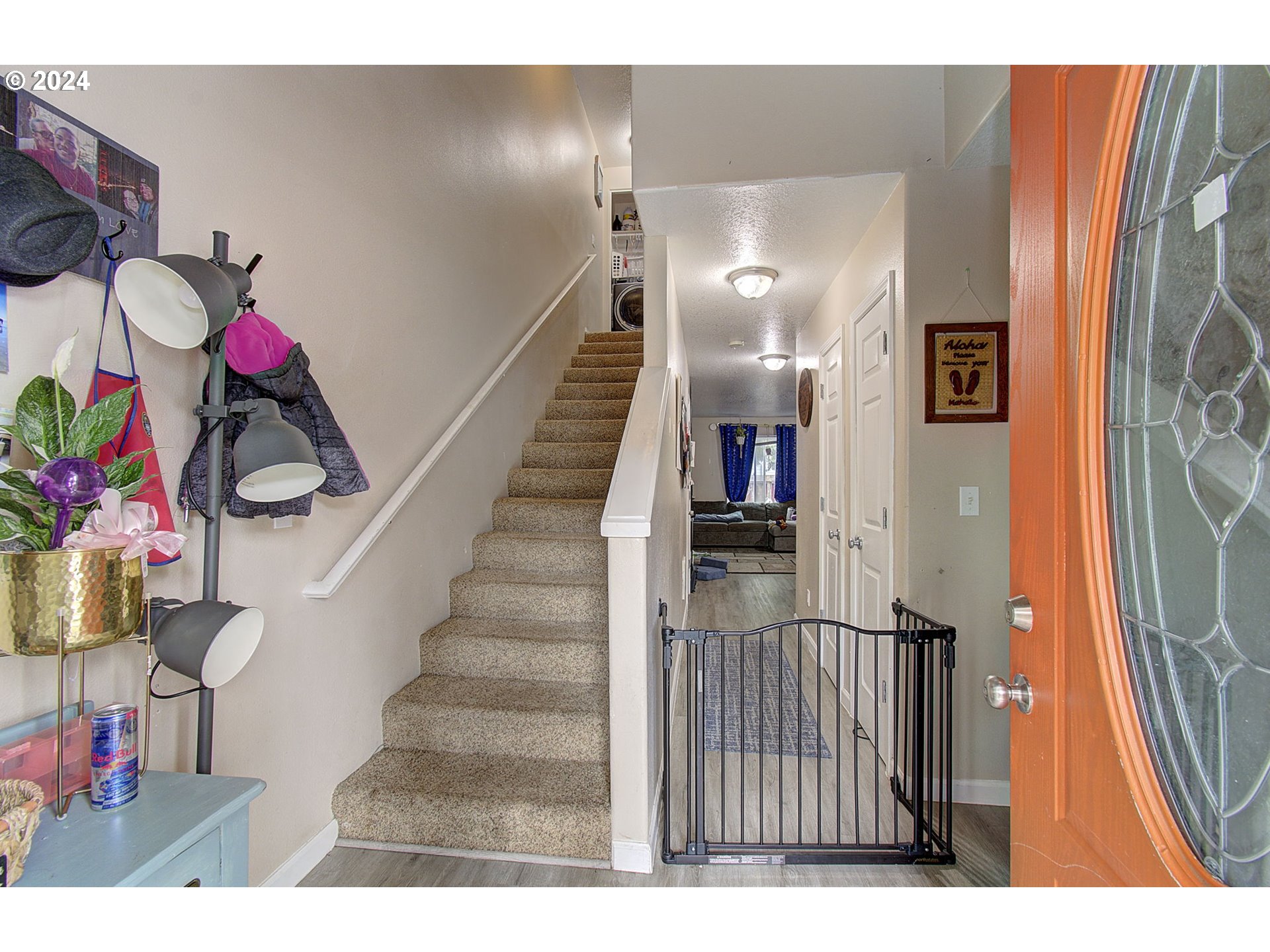 2010 Northeast Stapleton Road Vancouver, WA 98661 - Photo 5 of 26 a view of entryway and hall