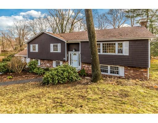 7 Sherwood Road Reading, MA 01867 - Photo 2 of 28 Gallery Image 2