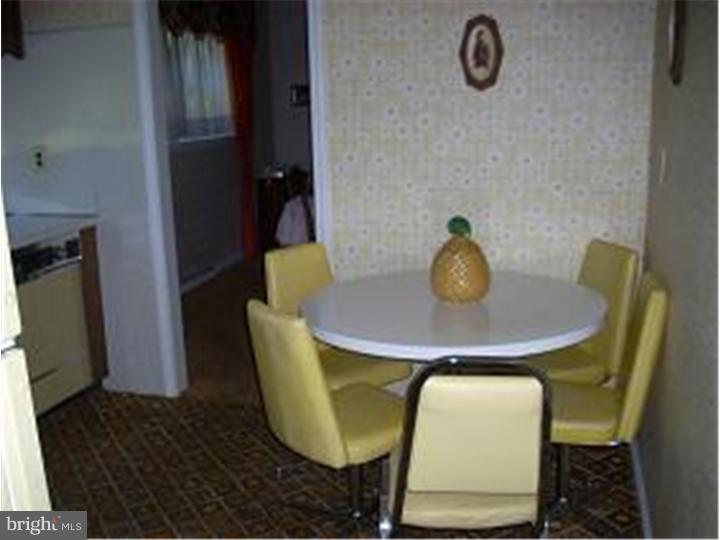 2170 Kent Road Huntingdon Valley, PA 19006 - Photo 16 of 24