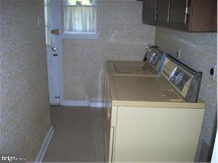 2170 Kent Road Huntingdon Valley, PA 19006 - Photo 17 of 24