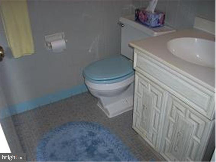 2170 Kent Road Huntingdon Valley, PA 19006 - Photo 18 of 24
