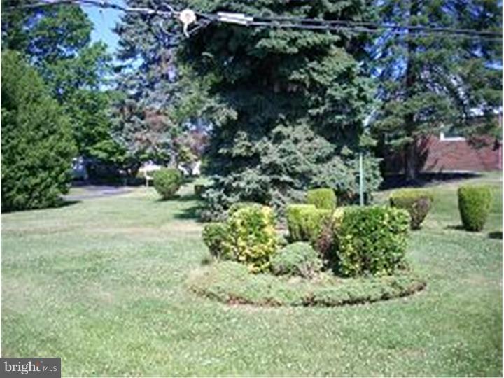 2170 Kent Road Huntingdon Valley, PA 19006 - Photo 22 of 24